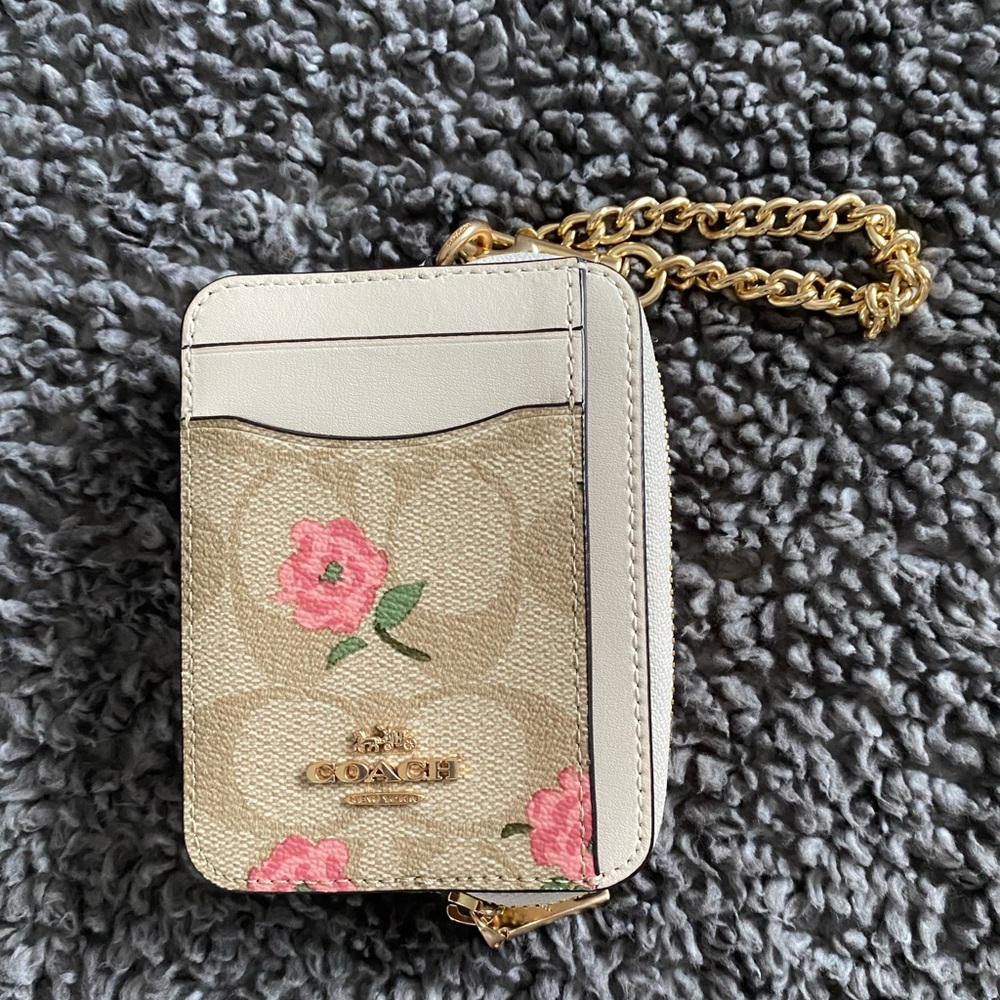 **SOLD** COACH ZIP CARD CASE FLORAL PRINT
